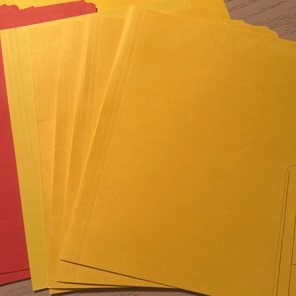 ⭐️2/$12⭐️ 24 File folder set and hanging folder - Picture 4 of 5